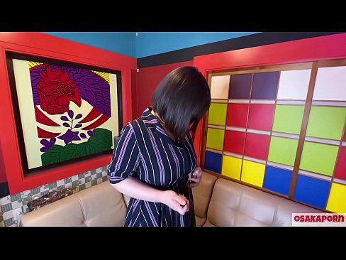 ❤️ Јапонската слатка со големи цицки мастурбира со секс играчки и доживува оргазам. Таа во едно интервју зборува за своето ебано искуство. Огромни цицки и влакнести пички кои силно стенкаат. Осакапорн ❤❌ Секс видео на mk.pornolymp.ru ☑