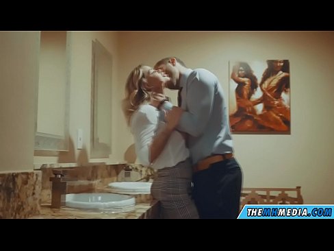 ❤️ Кога бујна русокоса ќе ве заведе во јавен тоалет ❤❌ Секс видео на mk.pornolymp.ru ☑